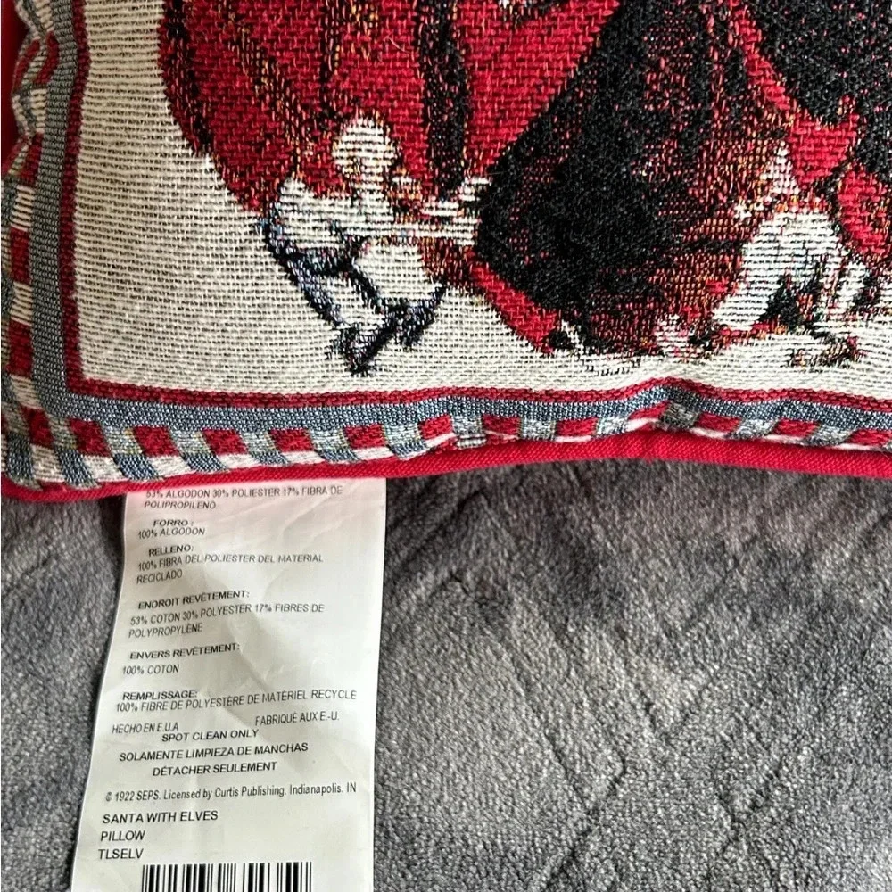 Santa Decorative Throw Pillow-Christmas Tapestry‎ NWT-Made in USA